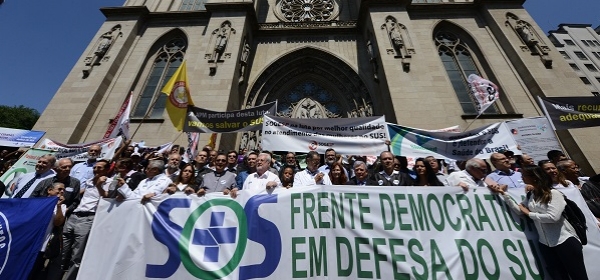 APM em defesa do SUS