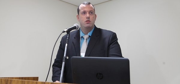 Médicos jovens debatem saúde, trabalho e tecnologia