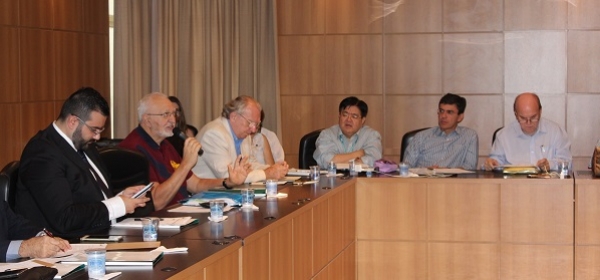 Departamentos e Comitês Científicos da APM são empossados