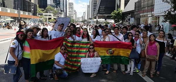 Médicos se reúnem na sede da APM para debater situação política da Bolívia