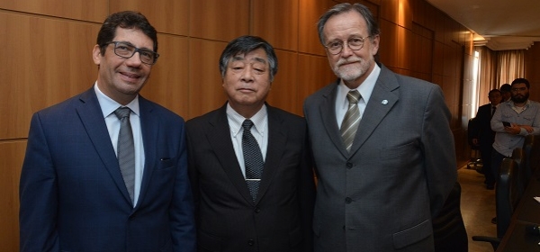 APM recebe representantes da Associação Médica de Hiroshima