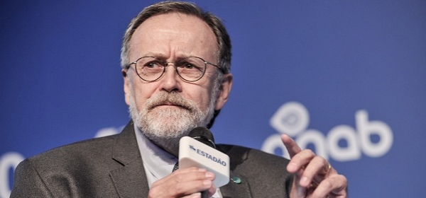 Summit Saúde: Presidente da APM debate núcleos técnicos no Judiciário