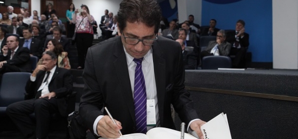 Emoção e união marcam a posse da nova diretoria da APM