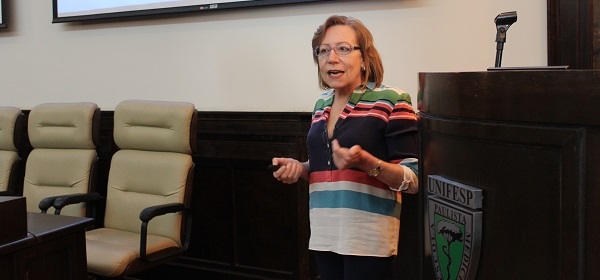 EPM recebe aula sobre doenças que se manifestam diferente entre gêneros