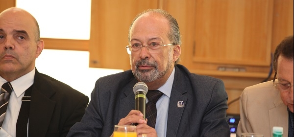 Médicos, advogados e defesa do consumidor se unem contra propostas prejudiciais dos planos de saúde
