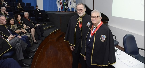 Academia de Medicina de São Paulo celebra 124 anos com posse da nova diretoria