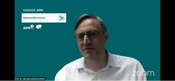 Especialistas discutem hipertensão arterial em Webinar APM