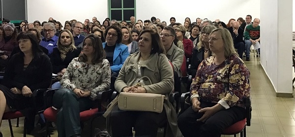 Palestra sobre história da loucura em Rio Claro reúne mais de 120 pessoas