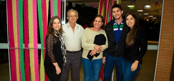 Arraial de Limeira reúne cerca de 100 pessoas