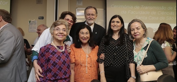 Presidente da APM prestigia posse na Faculdade de Medicina da Santa Casa de SP