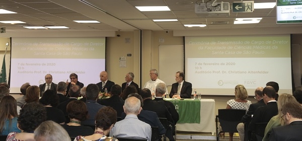 Presidente da APM prestigia posse na Faculdade de Medicina da Santa Casa de SP