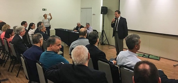 Assembleia de Delegados da AMB proclama vitória da chapa 2, de Jurandir Ribas