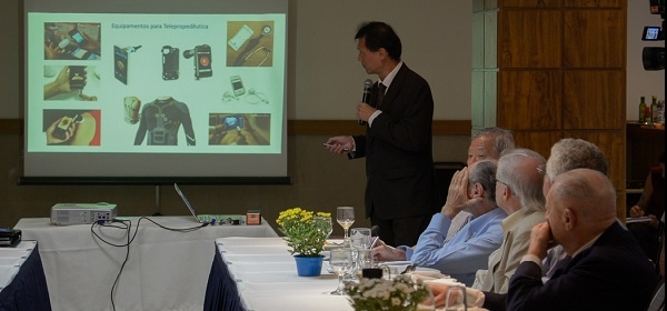 A Telemedicina não desumaniza, quem desumaniza é o sistema