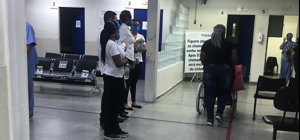 Hospital Geral de Pedreira recebe segunda apresentação do Música nos Hospitais