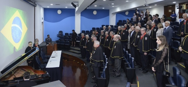 Academia de Medicina de São Paulo celebra 124 anos com posse da nova diretoria