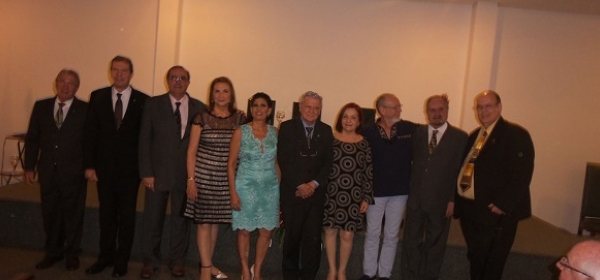 Especial Dia do Médico: posse da nova diretoria e comemoração em Santos