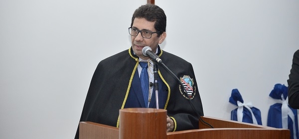 Ivan de Melo toma posse na Academia de Medicina de São Paulo