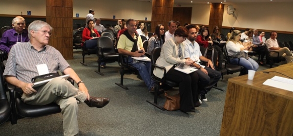 Evento da APM debate o uso dos canabinóides no tratamento da dor