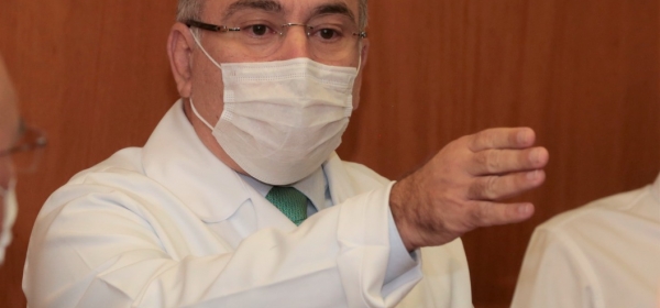 Diretor da APM participa de audiência com ministros da Saúde e da Educação