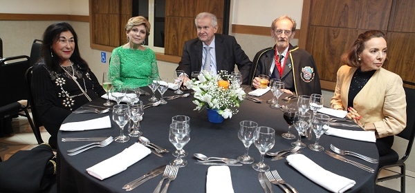 Academia de Medicina de São Paulo realiza posse de membros eméritos