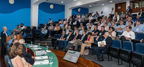 Delegados da APM aprovam balanço financeiro de 2017
