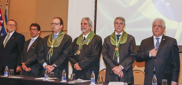 Diretoria da APM prestigia posse do CBC/São Paulo