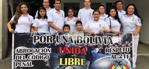 Médicos se reúnem na sede da APM para debater situação política da Bolívia