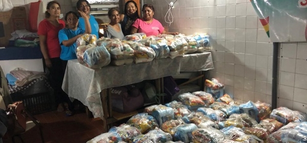 Médicos bolivianos lançam campanha para doação de alimentos