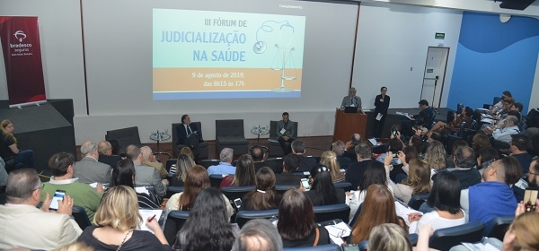 Impacto nos orçamentos público e privado