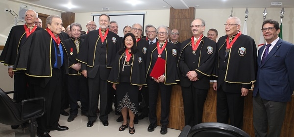 Academia de Medicina de São Paulo realiza posse de membros eméritos