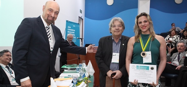 Premiações marcam a abertura do 24º Congresso Brasileiro de História da Medicina