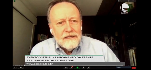 Presidente da APM participa de lançamento de Frente Parlamentar da Telessaúde