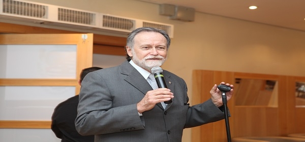 Tertúlia Acadêmica trata do combate ao sedentarismo e prática de atividades físicas 