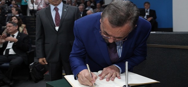 Emoção e união marcam a posse da nova diretoria da APM