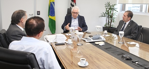 Reforma tributária: APM leva demandas dos médicos ao Ministério da Economia