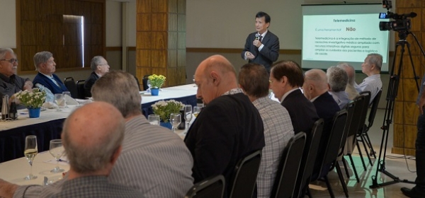 A Telemedicina não desumaniza, quem desumaniza é o sistema