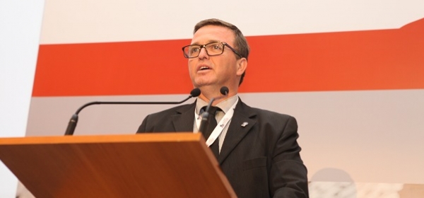 Organizadores abrem o 33º Congresso Brasileiro de Cefaleia, que vai até sábado