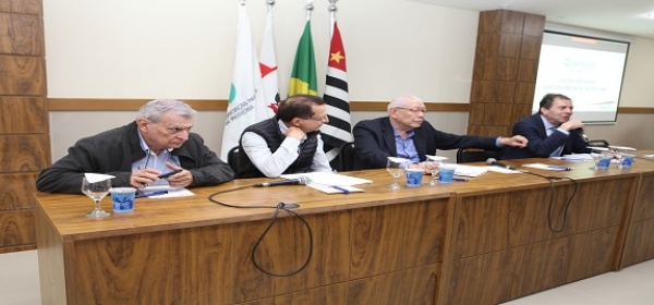 Modelos de remuneração em pauta