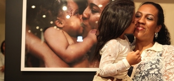 APM abre exposição fotográfica “Além da pele”