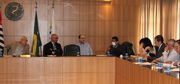 Diretores da APM conhecem Projeto Acerto, para acelerar recuperação pós-operatória