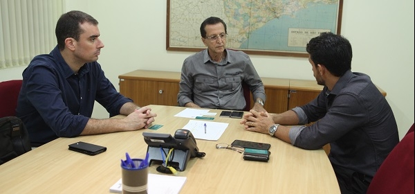 Defesa Profissional recebe Saesp na APM