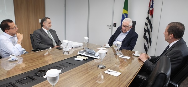 Reforma tributária: APM leva demandas dos médicos ao Ministério da Economia