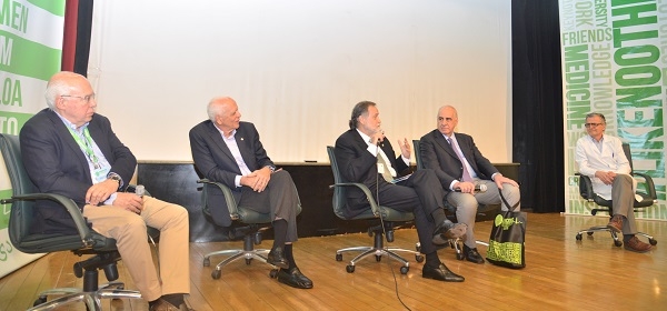 Presidente da APM participa de Congresso Internacional de Estudantes Médicos