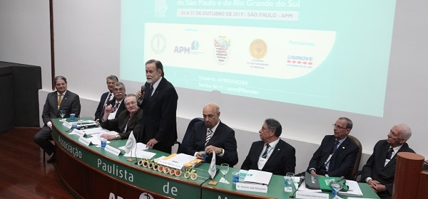 Premiações marcam a abertura do 24º Congresso Brasileiro de História da Medicina
