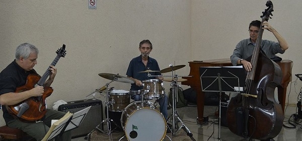 Ribeirão Preto comemora 85 anos com homenagens