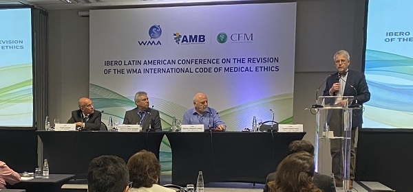 Diretor da APM participa de conferência da Associação Médica Mundial