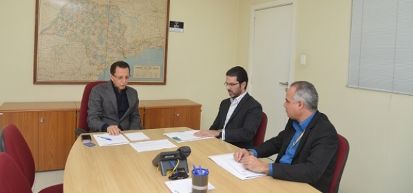 Negociação: Comissão Estadual recebe Life Empresarial