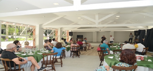 Diretoria inaugura novo restaurante do Clube de Campo