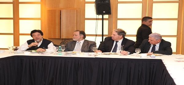 Tertúlia Acadêmica trata do combate ao sedentarismo e prática de atividades físicas 