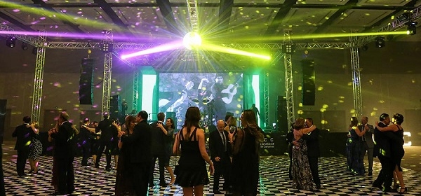 Dia do Médico em Campinas relembra clássico dos anos 1980